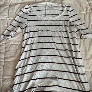 American Eagle Outfitters Cream and Maroob Striped Tee